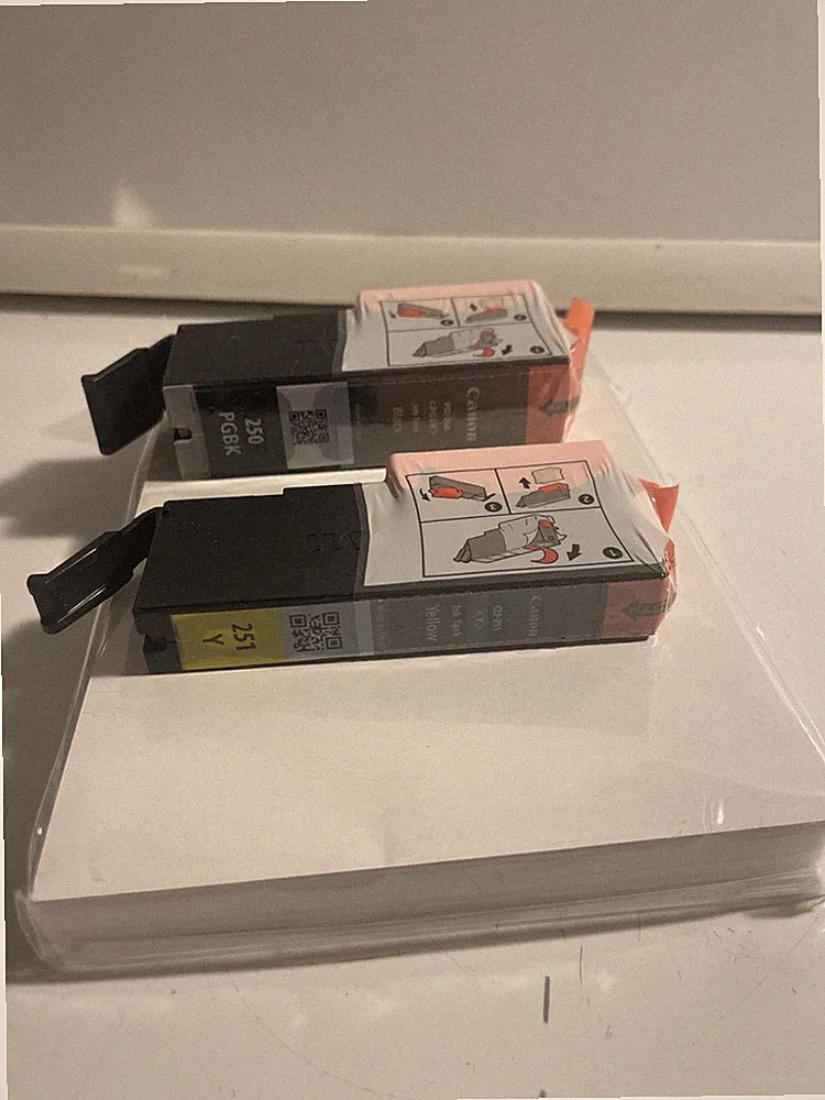Canon PGI-250 Black / CLI-251 Yellow Ink Cartridges Plus Photo Paper Pack